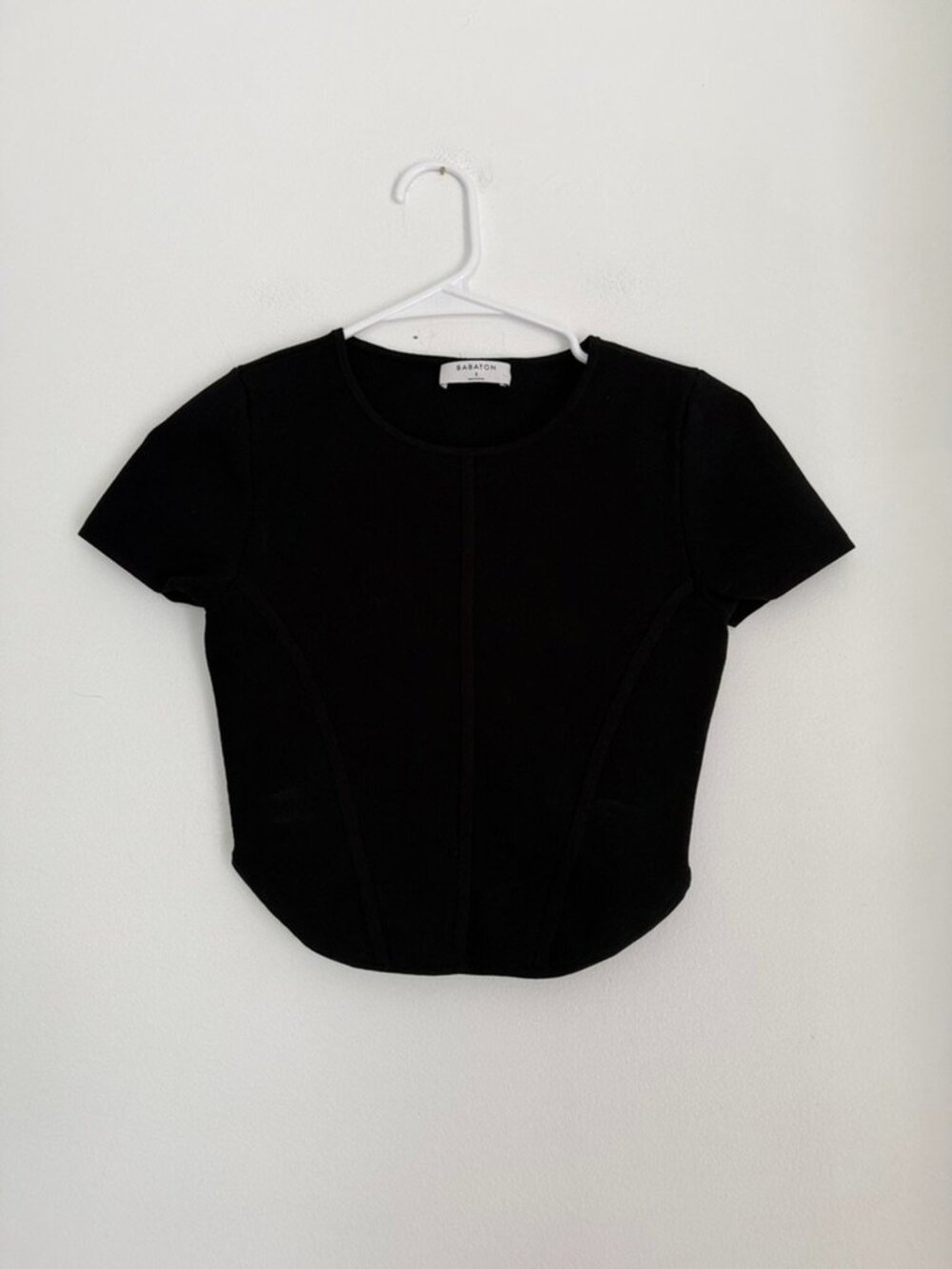 Aritzia Black Short Sleeve Crewneck Tee - Picture 2 of 9